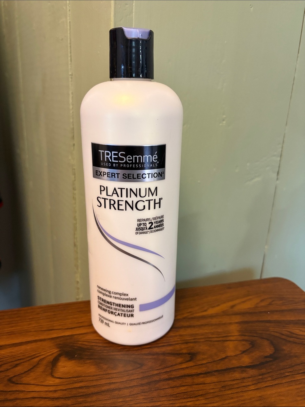 Tresemme Platinum Strength Condtioner